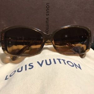 Louis Vuitton Brown Tortoiseshell Rectangular Sunglasses